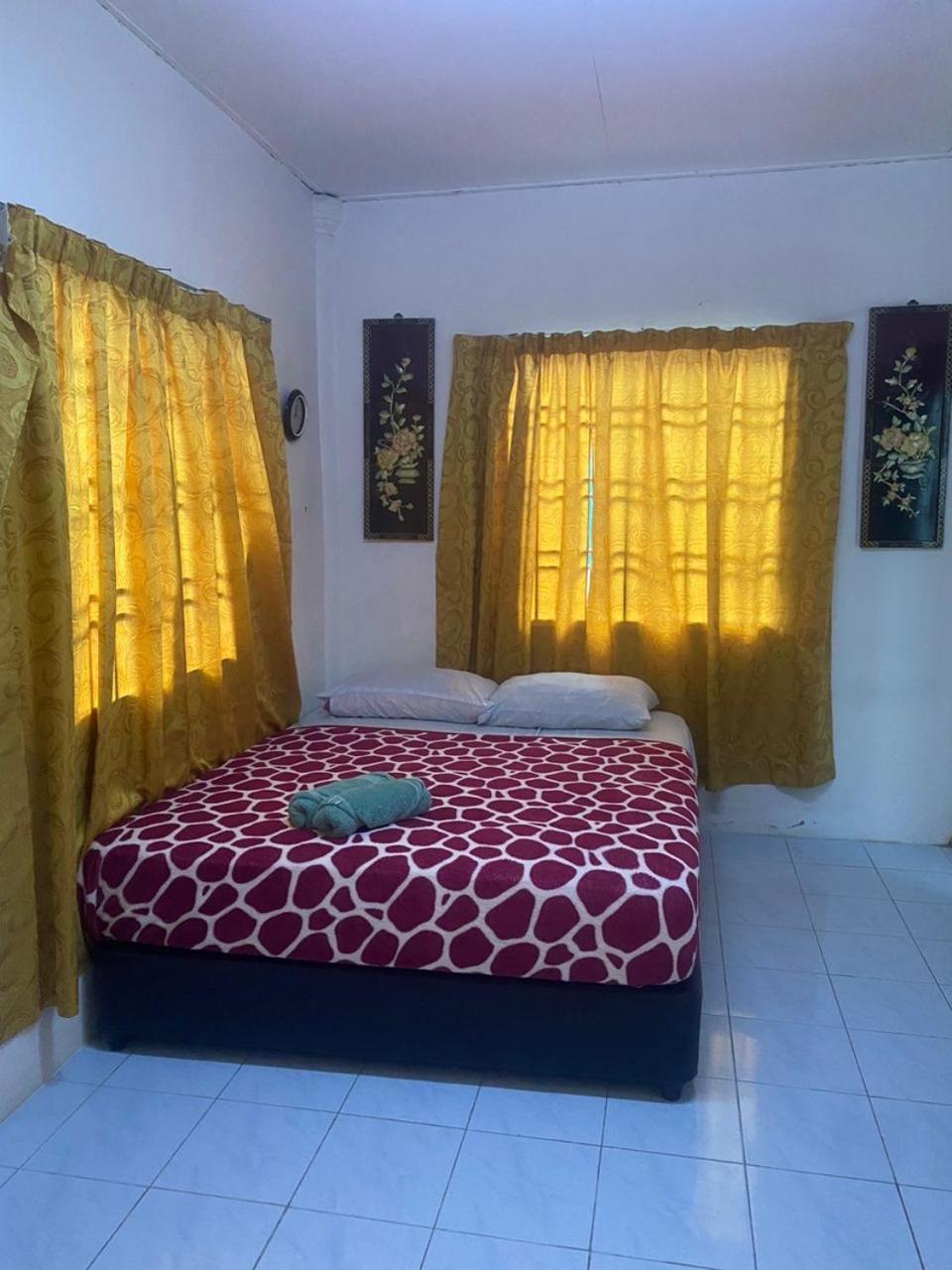 Padang Besar Roomstay Firdaus Экстерьер фото